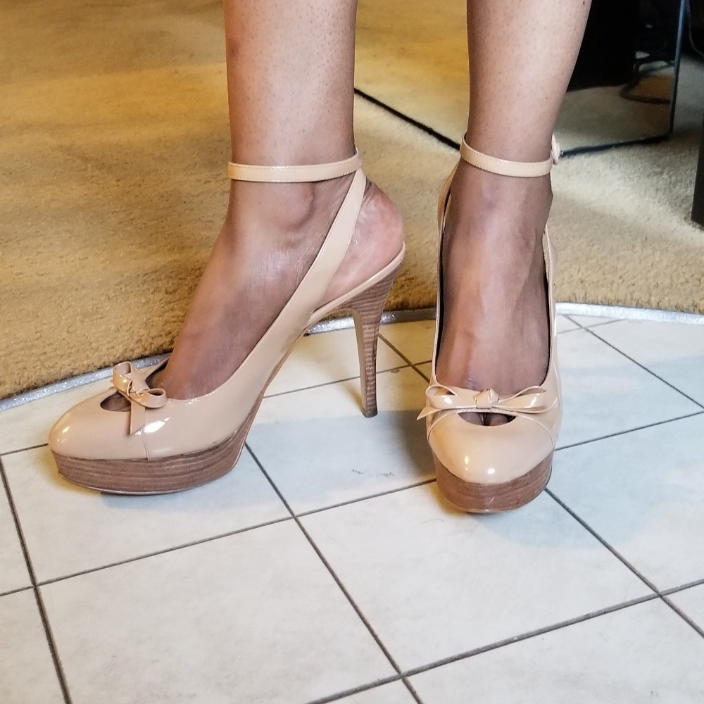 BUNDLE & SAVE Nine West Heels 5 inches Size 9M - Picture 2 of 8